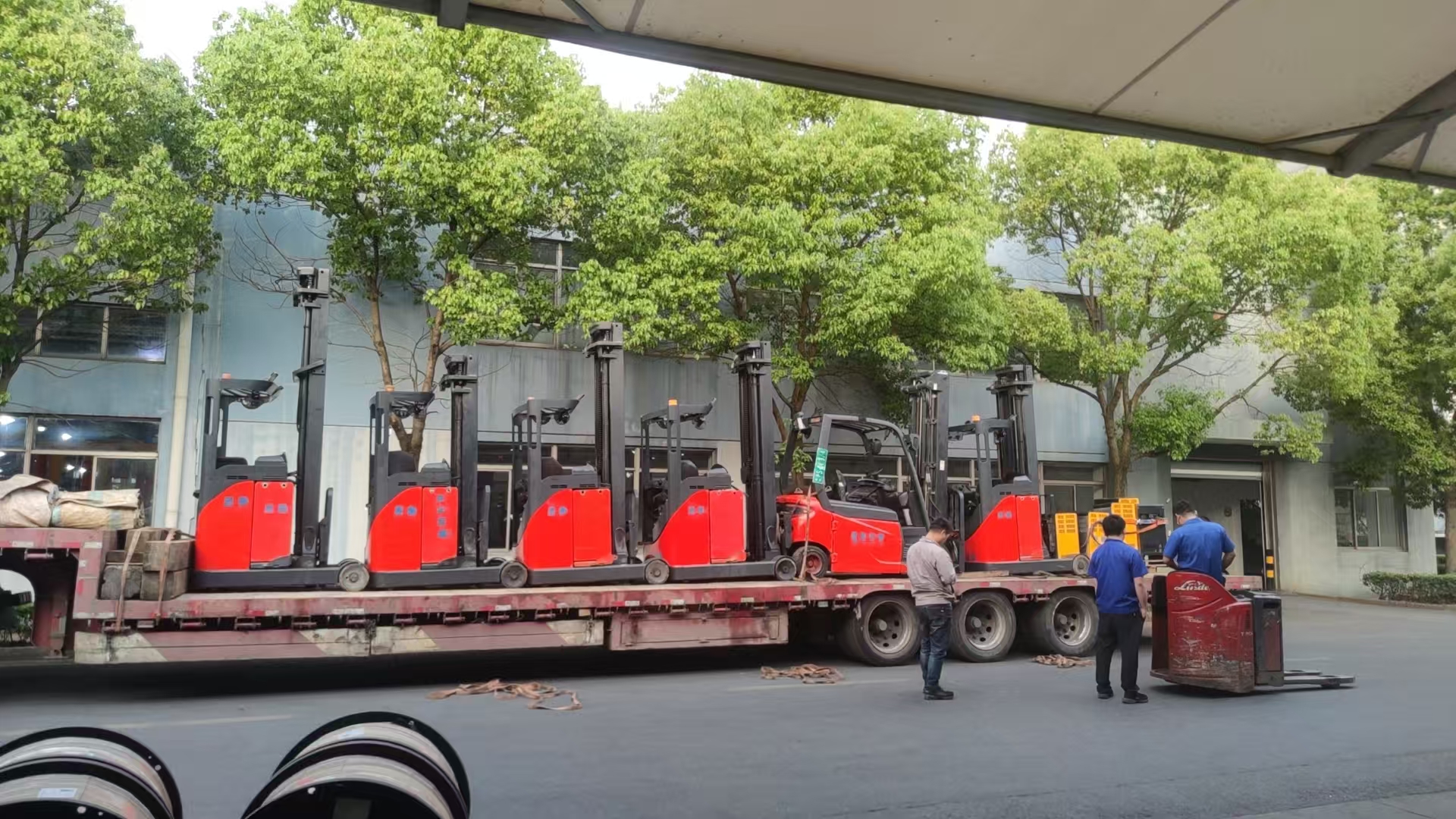 Forklift Rental 2